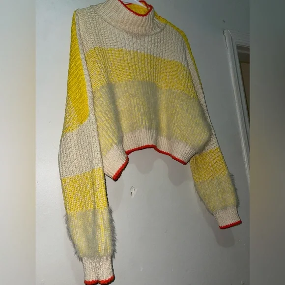 NWOT Free People Yellow Sunbright Slouchy Knit Fuzzy Sweater - Picture 3 of 11